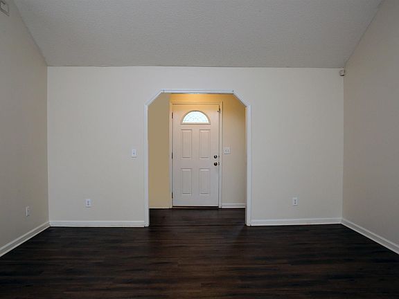 5th image of 3020 British Ln