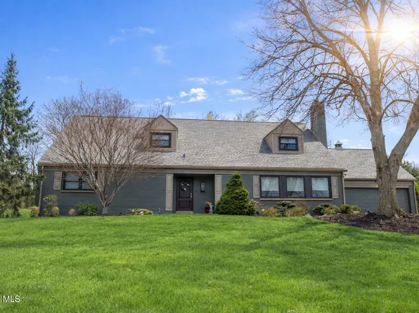 2517 Blairmont Ter, Hollidaysburg, PA 16648