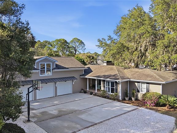 3rd image of 361 Island Road