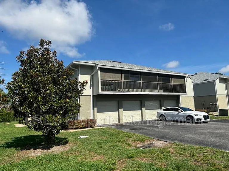 4564 Pheasant Run Dr — Photo 1