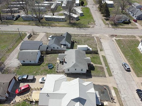 5th image of 108 N Fairview Ave