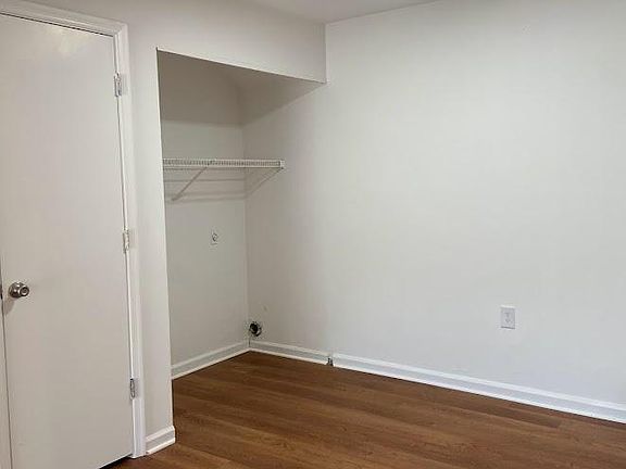 3rd image of 416 Acorn Grove Ln #B