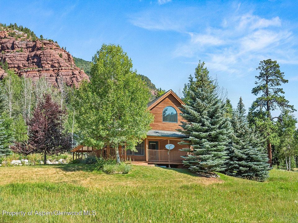 1st image of 16 Chair Mountain Dr
