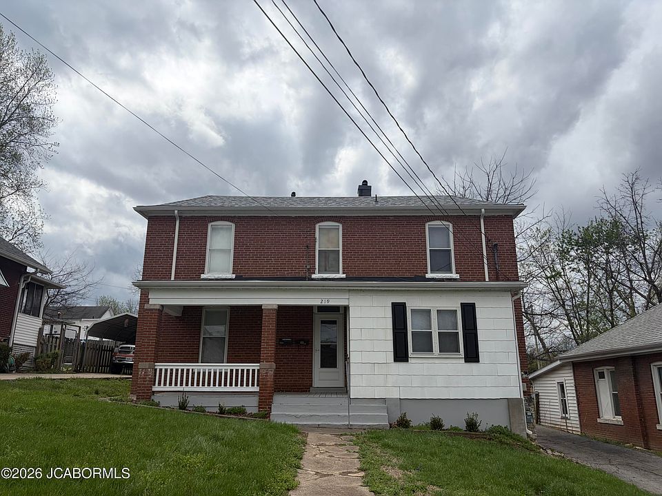 1st image of 219 W Ashley St