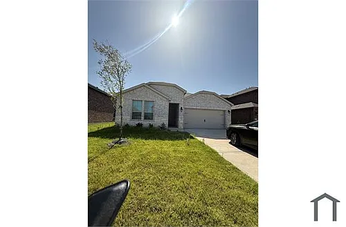 2140 Katharine St Photo 1
