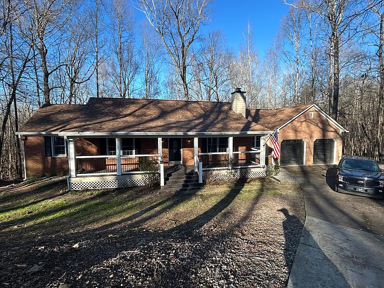 6970 Heard Rd — Photo 27