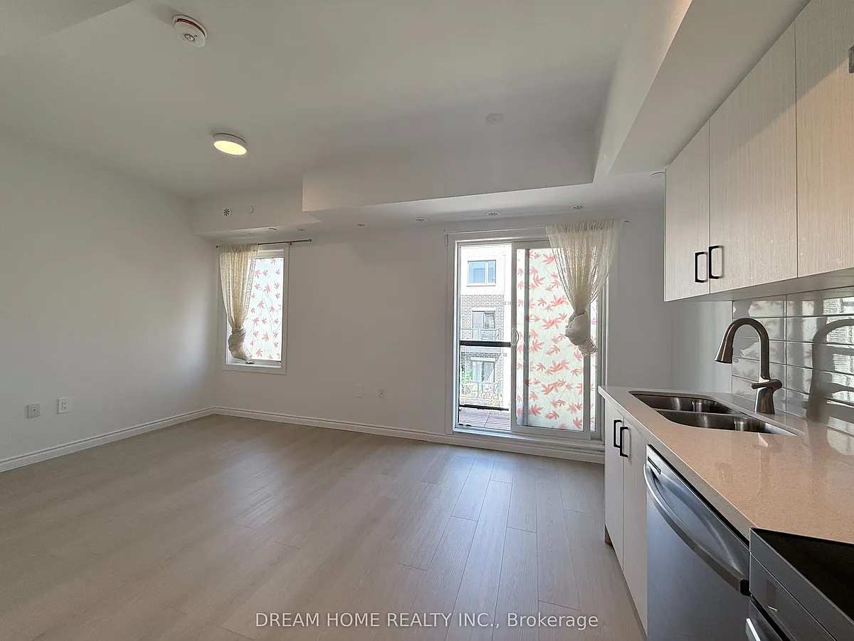 Building Photo - 3423 Sheppard Ave E #C1-301