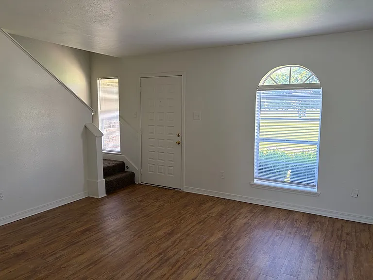 5705 E Texas St #9 — Photo 5