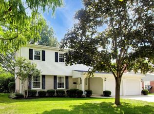 1535 N Haddow Ave, Arlington Heights, IL 60004