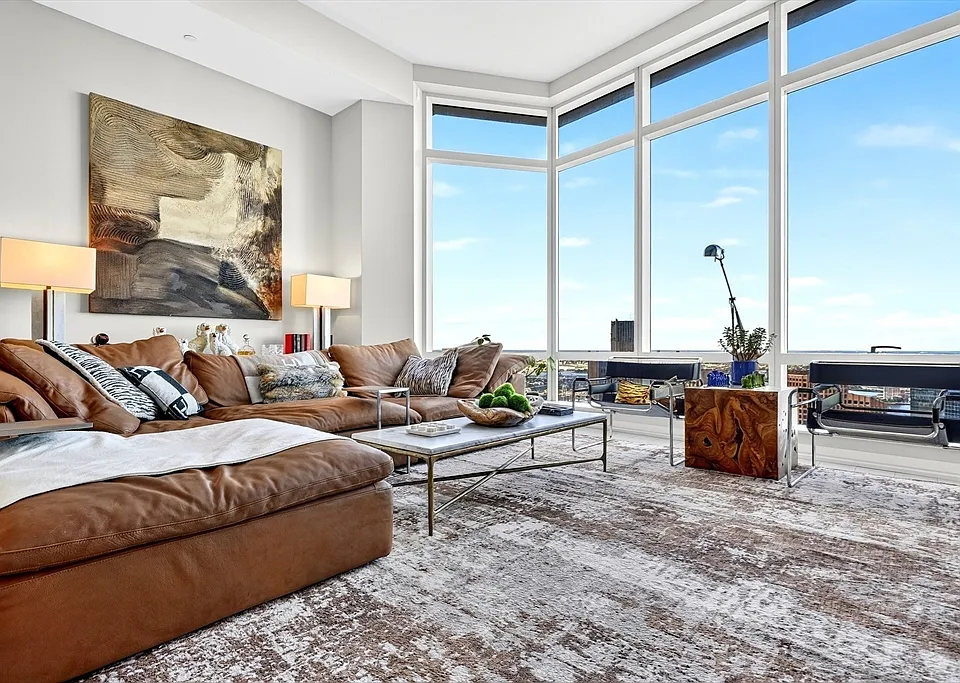 1 Franklin St #Penthouse 1C