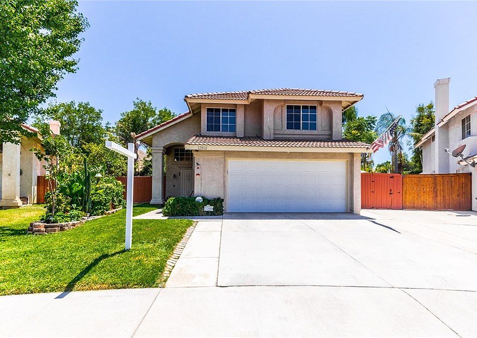 2nd image of 12882 Mayflower Ct