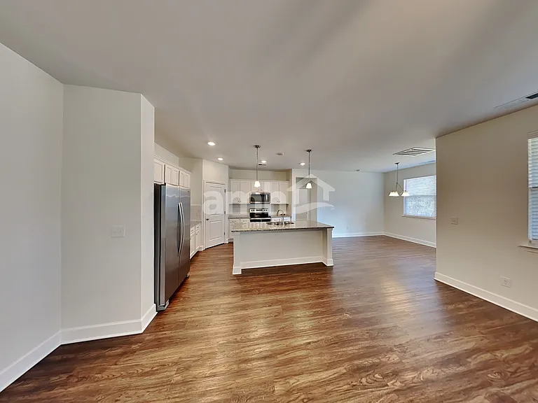 4501 Tarpon Dr — Photo 7
