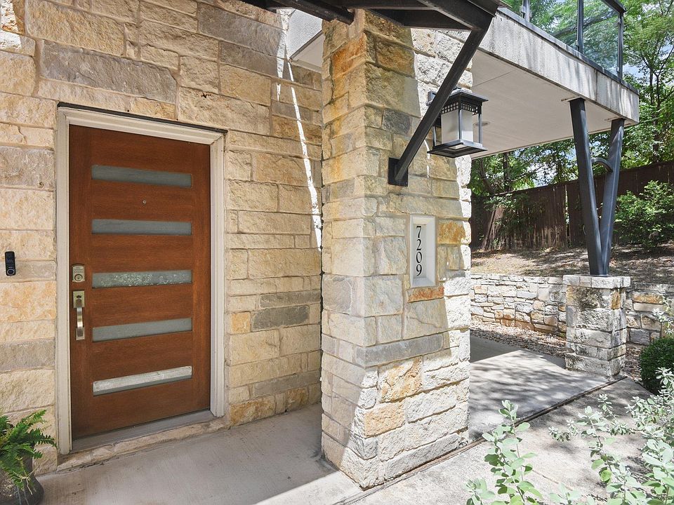 1st image of 7209 Bassett Ct