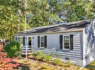 5031 Cedarbend Ln, North Chesterfield, VA 23237
