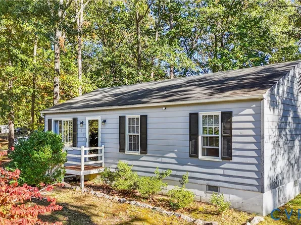 5031 Cedarbend Ln, North Chesterfield, VA 23237