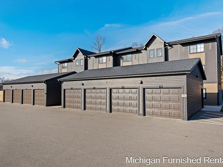 4322 Pine Forest Blvd NE #11 — Photo 27