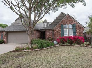 9914 E 119th St S, Bixby, OK 74008