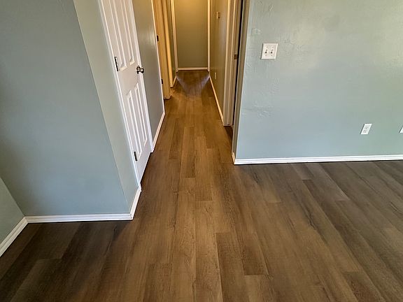 4th image of 19809 Vista Ave