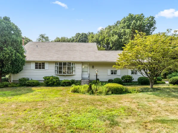 8 Timothy Road, Norwalk, CT 06850