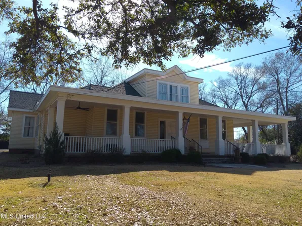 1202 Bayou Dr, Indianola, MS 38751