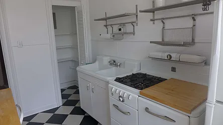 Rented by Garfield Realty 