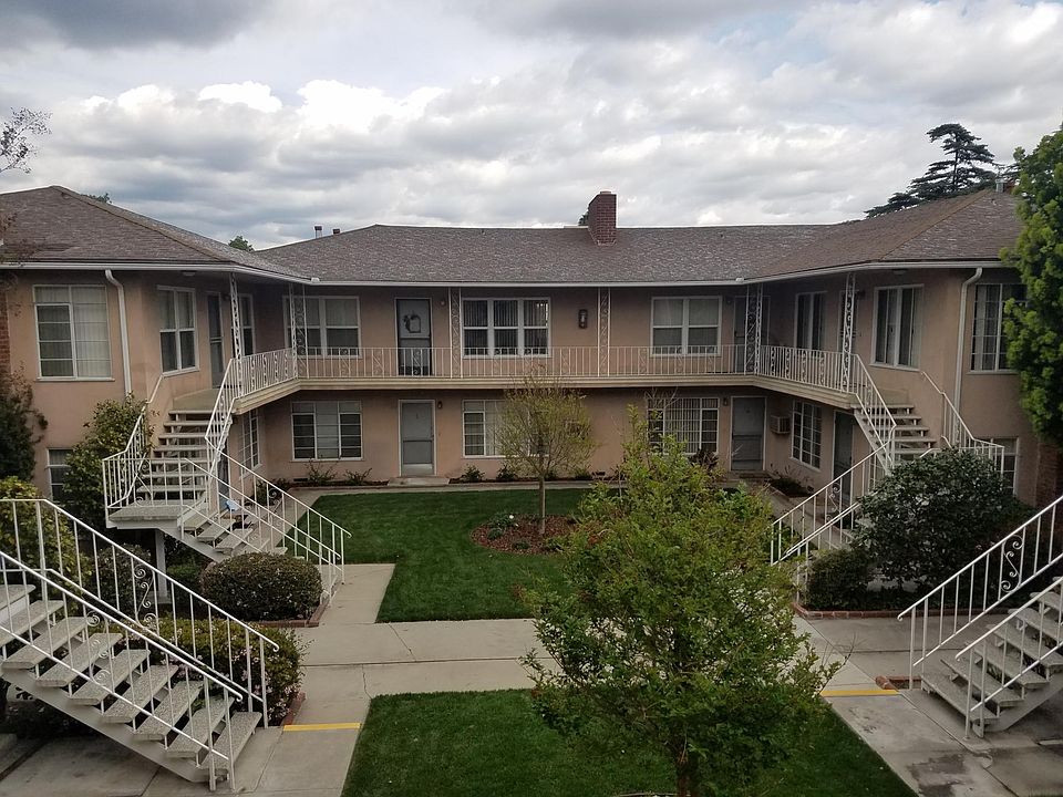 1st image of 893 W Huntington Dr APT E