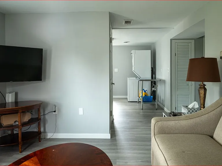 23 Herbert Dr — Photo 11