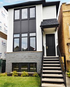 2438 W Berteau Ave, Chicago, IL, 60618