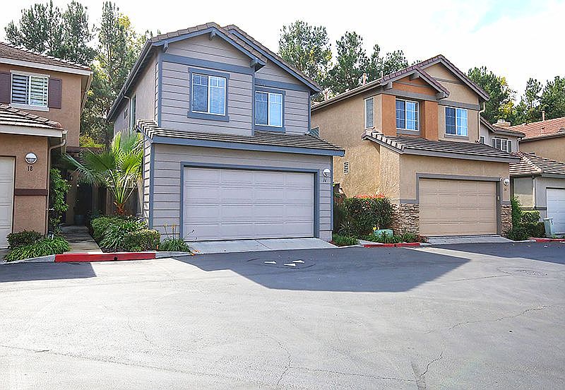 1st image of 16 Estero Pointe
