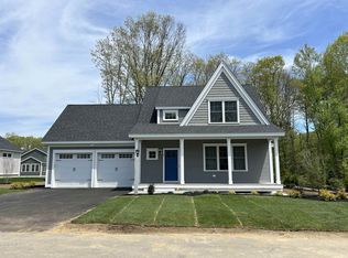 8 Rose Fountain Ln #33, Hampton, NH 03842