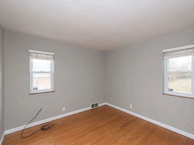3031 Irvella Pl — Photo 29