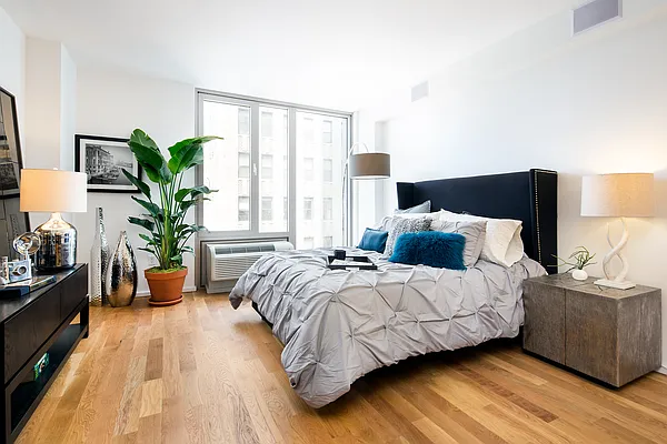 Rented by Compass | media 26