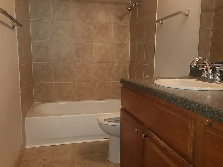114 Menlo Dr — Photo 22