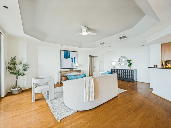 5909 Luther Ln APT 2104, Dallas, TX 75225