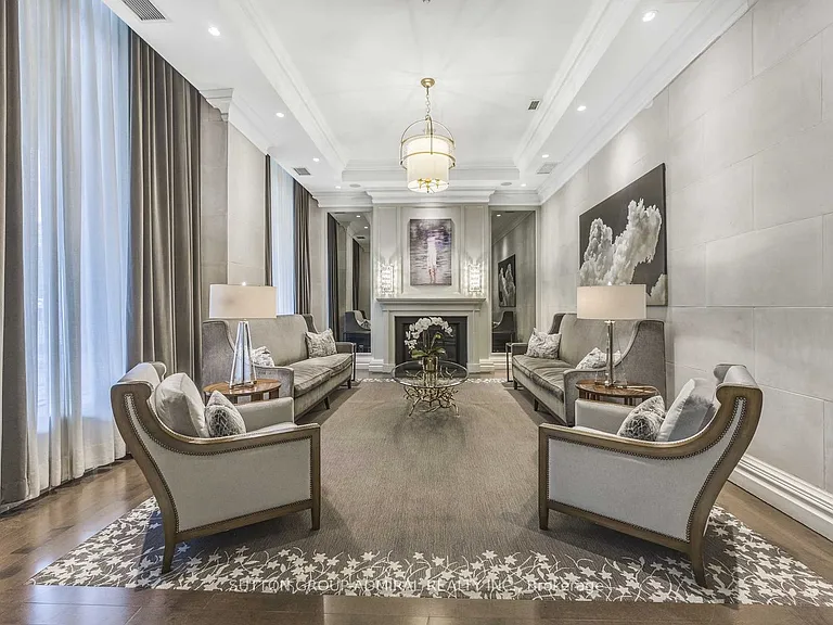 155 Saint Clair Ave W #1801 — Photo 39