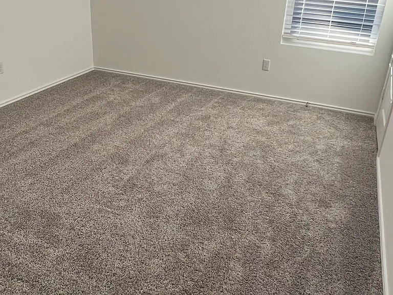 1433 Weatherford Ln — Photo 13