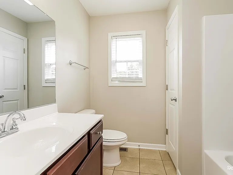 4810 Tony Dr — Photo 11