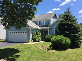 1007 Popes Creek Cir, Grayslake, IL 60030