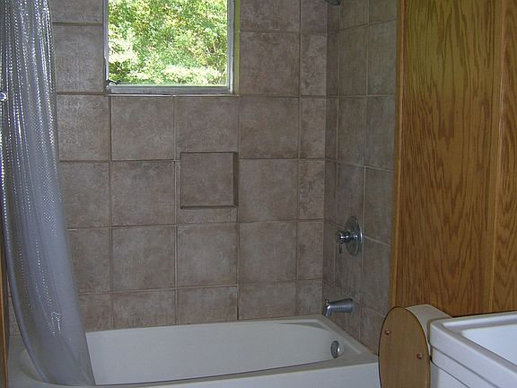 5th image of 106 Sunnyvale Dr