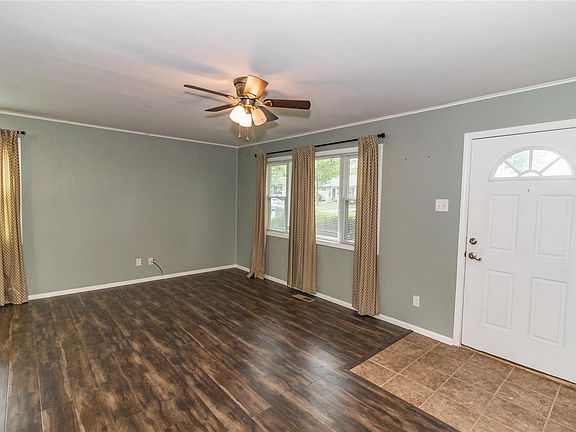 2nd image of 7832 Carlsbad Dr