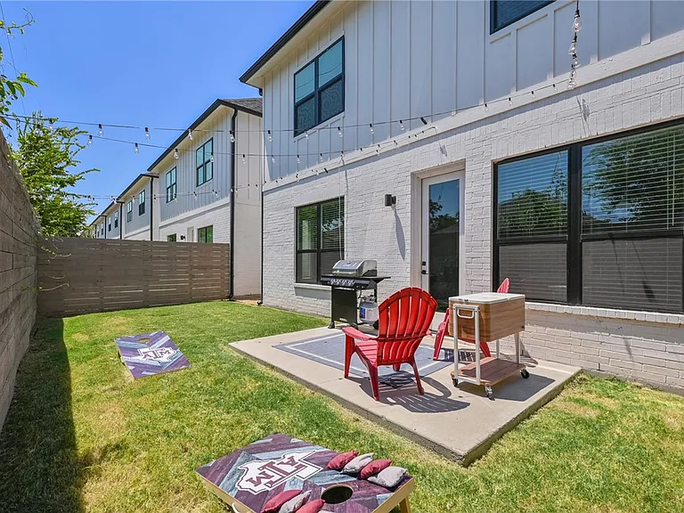 274 Estates Cir — Photo 23