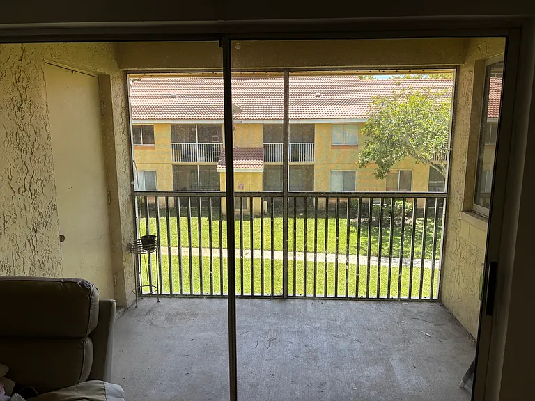1108 Coral Club Dr #1108 — Photo 3