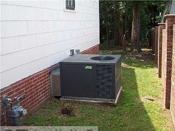5th image of 818 Broad Ave