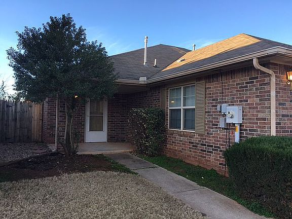 2nd image of 2906 Green Canyon Dr