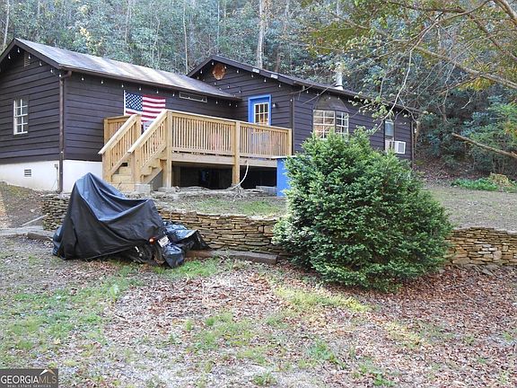 2nd image of 136 Bowie Ln
