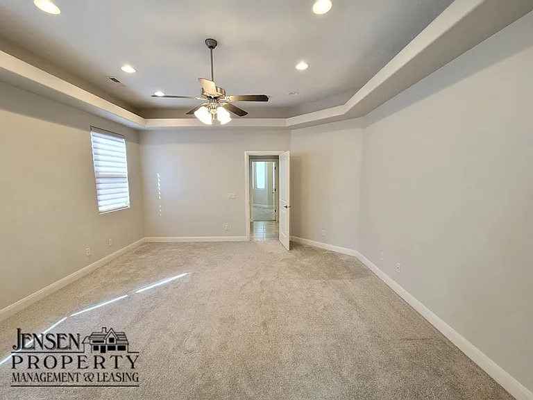 2078 N Gunsight Dr — Photo 40