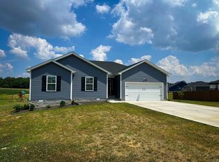 2102 Carriage Ct, Franklin, KY 42134