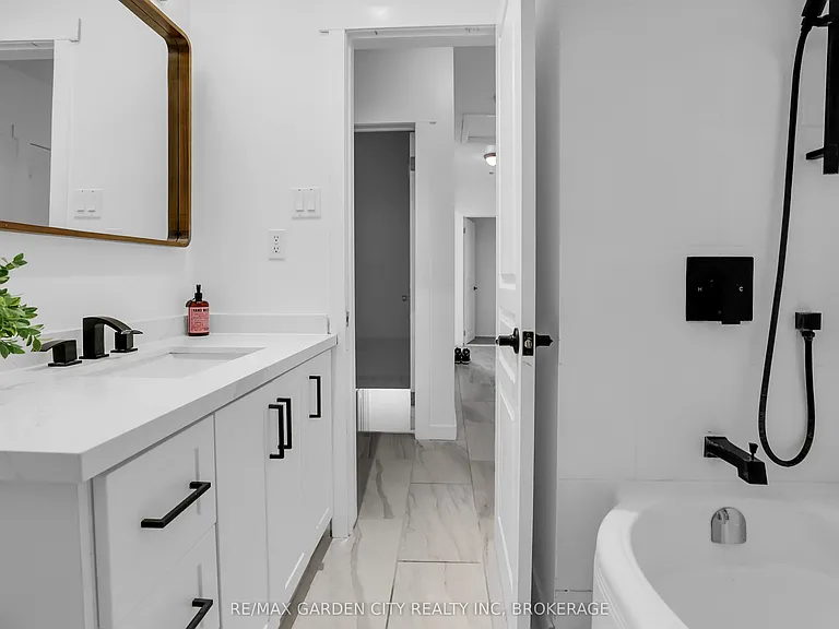 18 Wakil Dr #1 — Photo 13