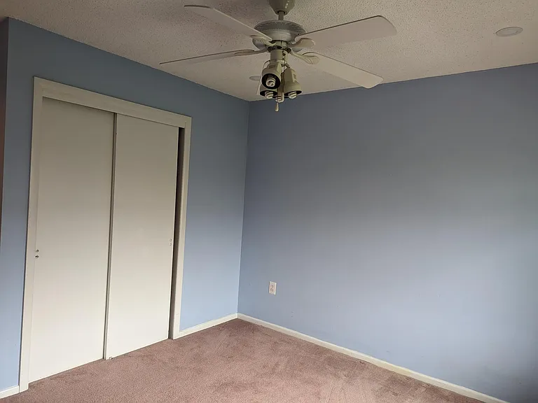 220 Hampshire Dr #220 — Photo 20