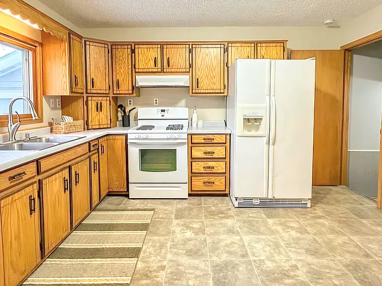 511 2nd St SE — Photo 4